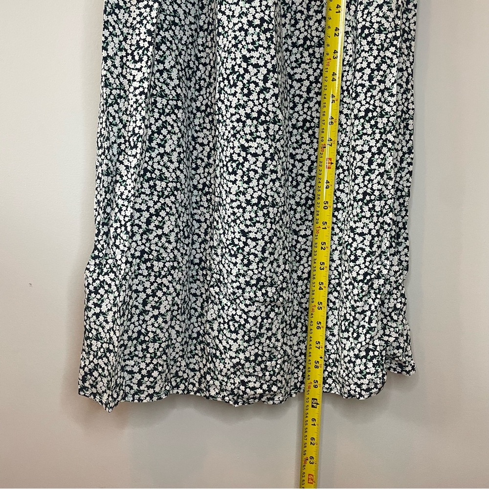 Reitmans Monochrome Floral Maxi Dress - Picture 4 of 10